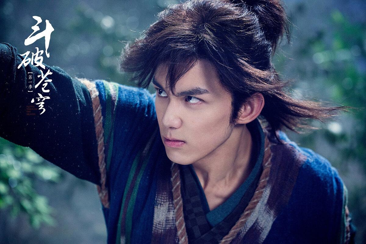 Расколотая битвой синева небес